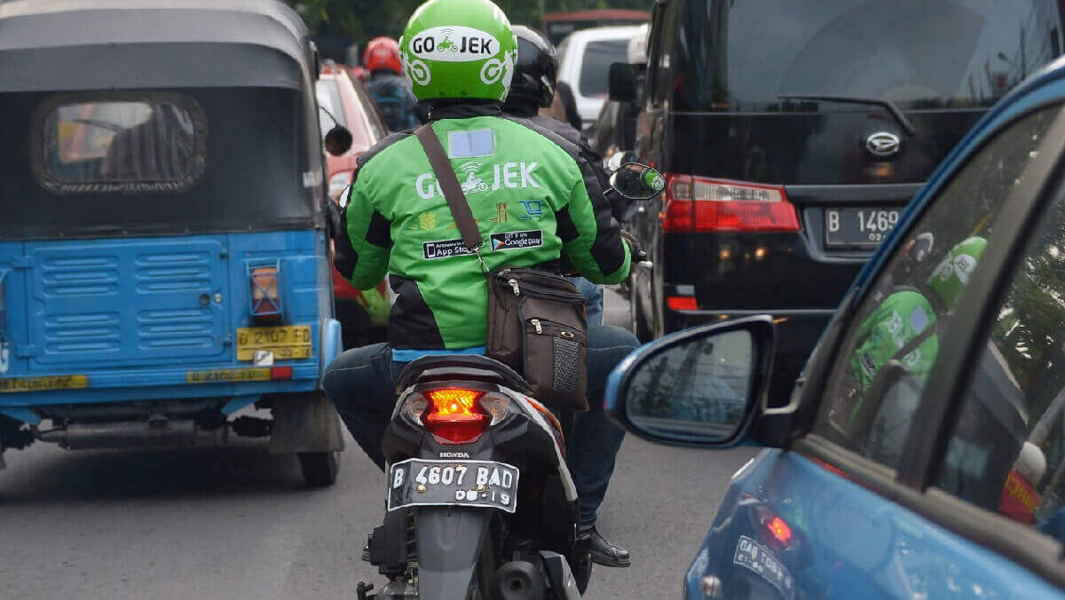 How Indonesian Unicorn Gojek went from 20 bikes to US $2.5 Billion & an e-money revolution